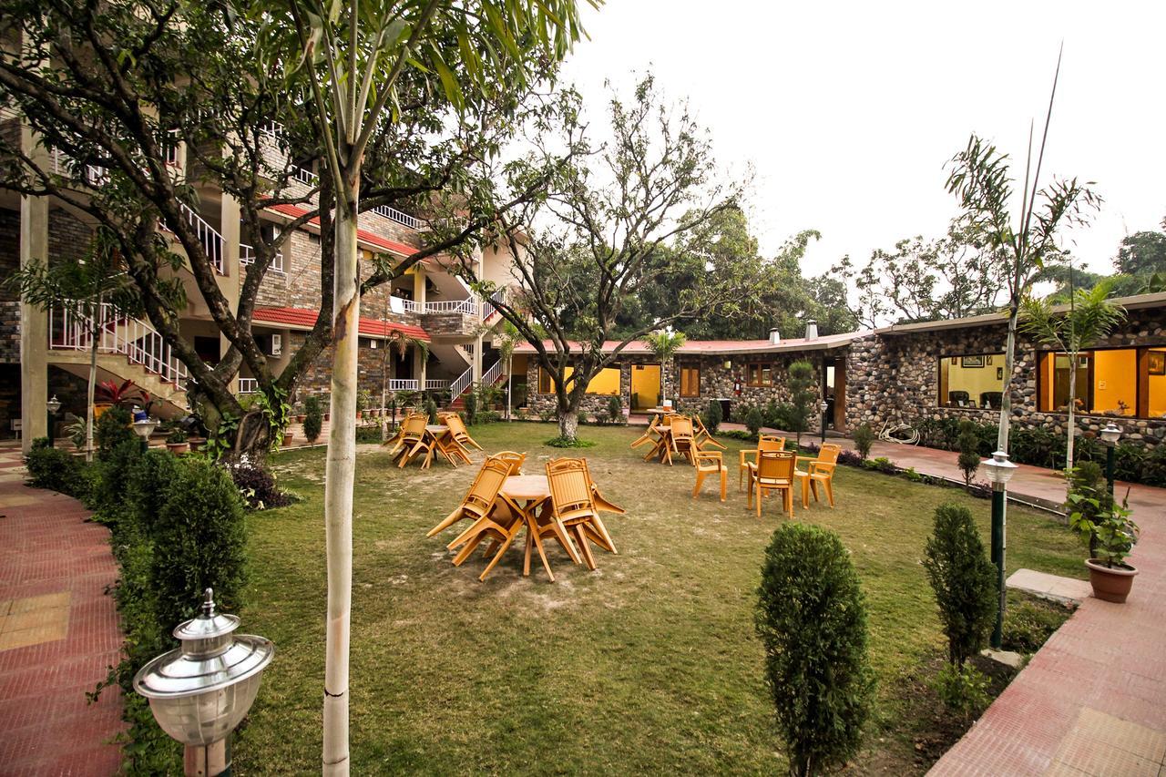 V Resorts Dukes Den Resort Ramnagar  Zewnętrze zdjęcie